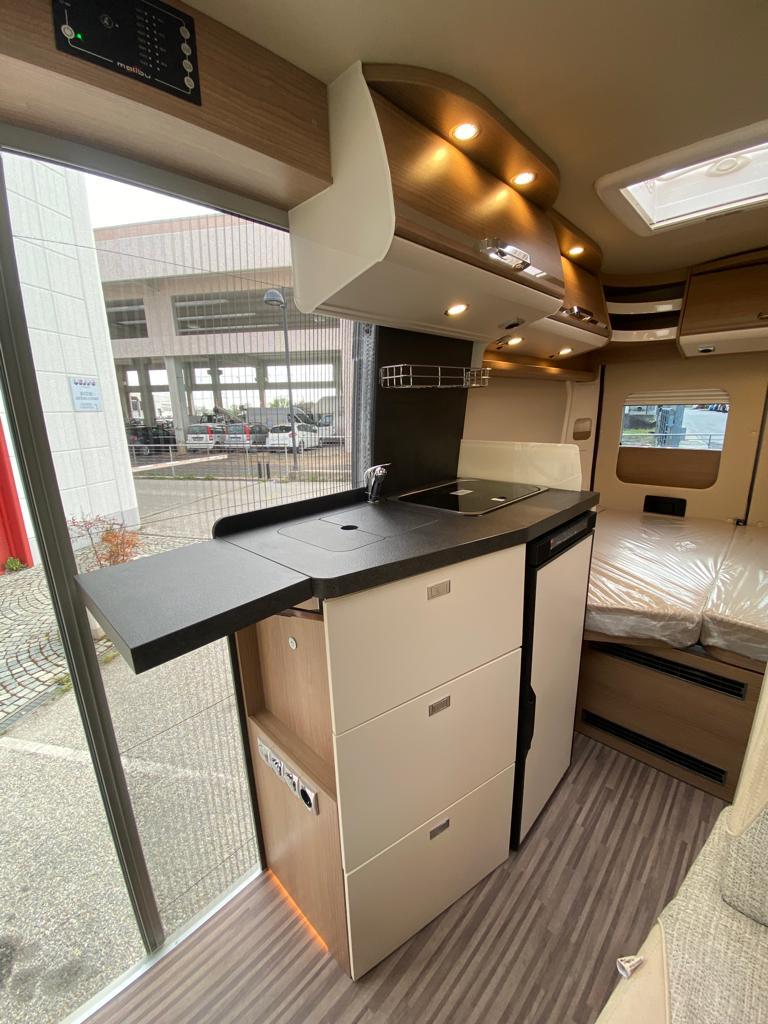 Camper Nuovo Van Furgonato Malibu Van Db Lusso Caravan S Rocco Bernezzo Camperonline