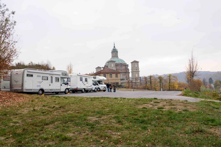 Langhe%201-ridotto.jpg