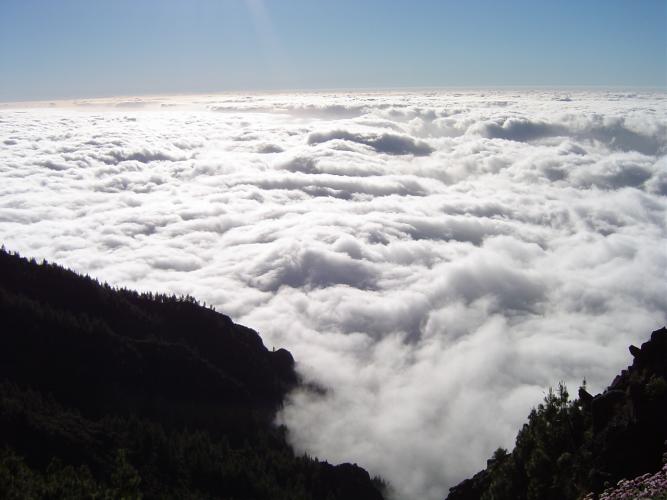 Mar_de_nubes%2C_Tenerife.jpg