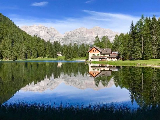 rifugio-lago-nambino.jpg